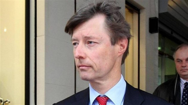 Προς αποχώρηση από την τρόικα ο Μορς