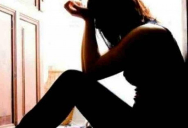 ΣΟΚ στην Πάτρα: Βίασε 16χρονη και την κρατούσε φυλακισμένη