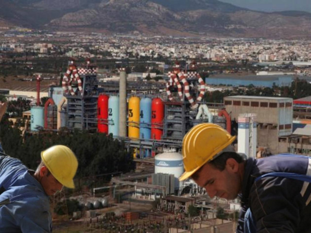 Οι αδελφοί Αγγελόπουλοι βγάζουν σε διαθεσιμότητα 200 χαλυβουργούς