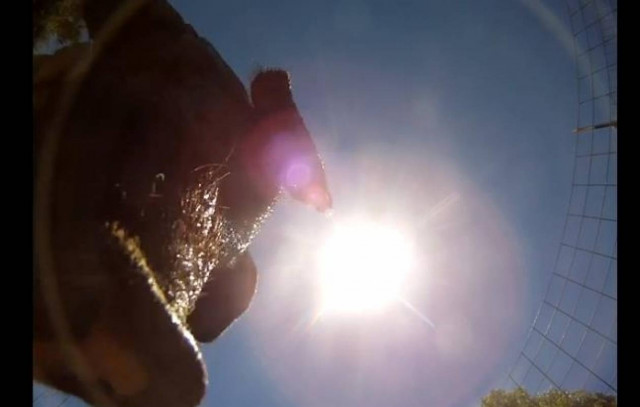 Απίθανο βίντεο: Δείτε τι κατέγραψε κάμερα πού έπεσε από αεροπλάνο