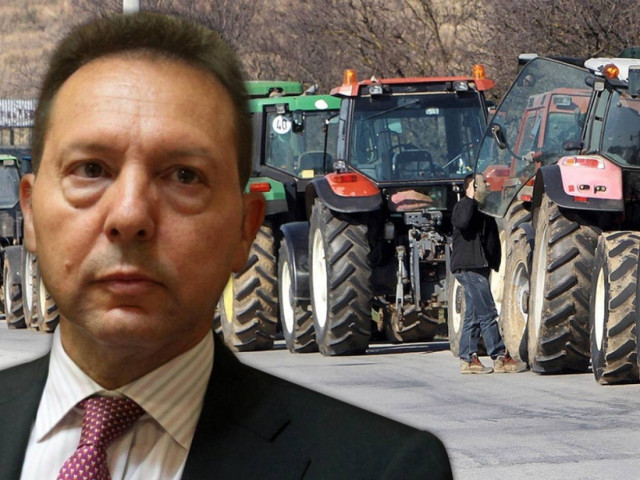 Σε εξέλιξη η συνάντηση Στουρνάρα- αγροτών