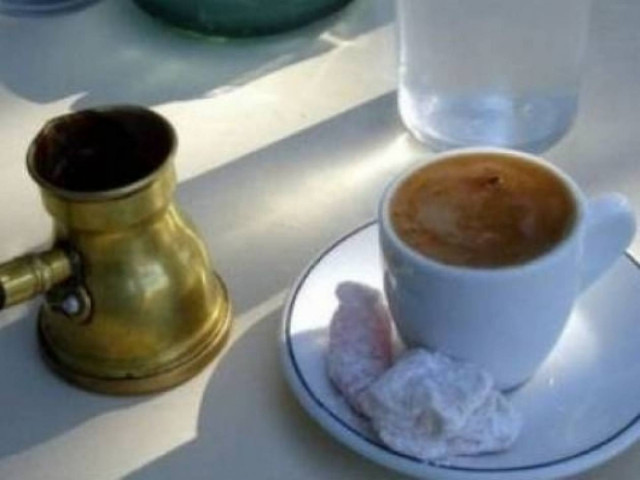 Πώς να διαβάζετε το φλιτζάνι του καφέ!