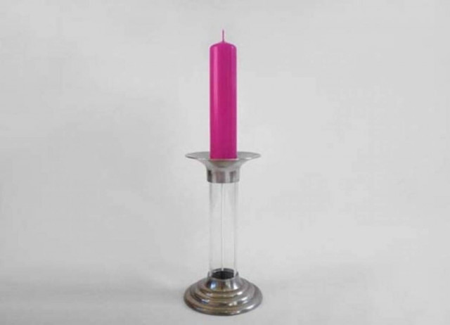 Κι όμως υπάρχει κερί που δεν λιώνει ποτέ… (pics)
