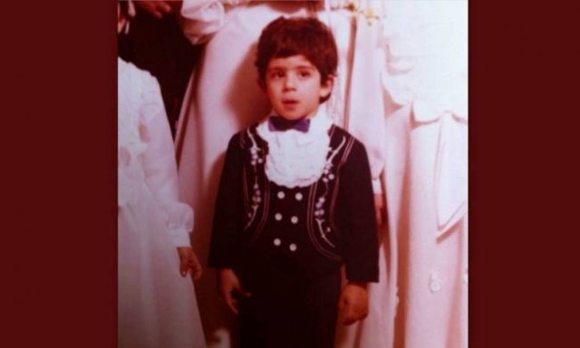 Ποιος ηθοποιός ανέβασε φωτό του ντυμένος «παραγαμπράκι»;