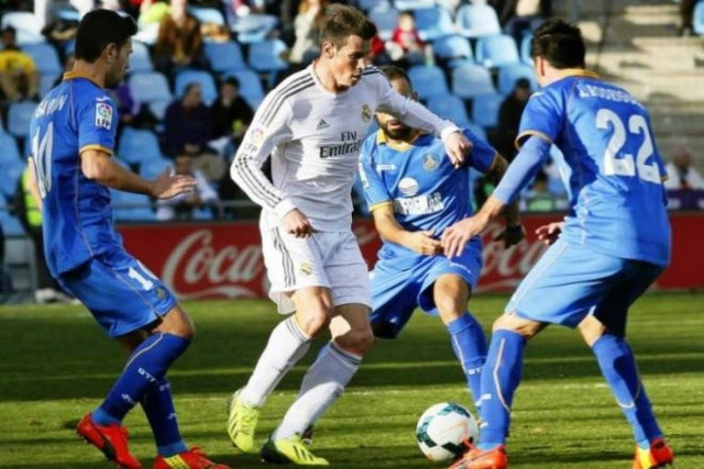 Στην κορυφή η Ρεάλ, 3-0 τη Χετάφε (video)