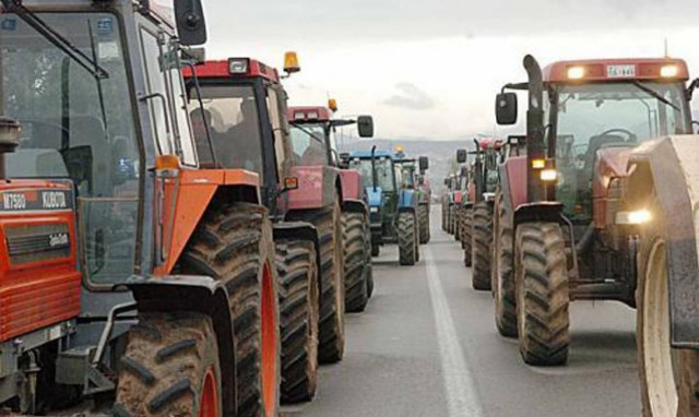 Θεσσαλονίκη: Σε εξέλιξη η μηχανοκίνητη πορεία αγροτών