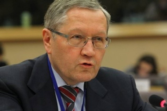 Ρέγκλινγκ: Σε καλή κατάσταση το τραπεζικό σύστημα σε Ελλάδα και Κύπρο