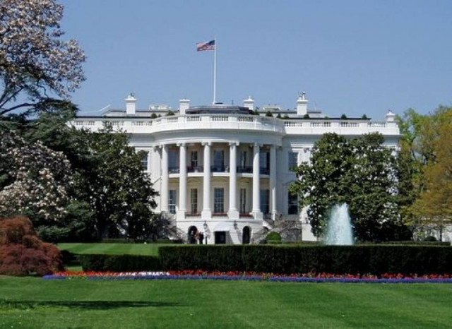 Ο Λευκός Οίκος διαψεύδει ότι διαπραγματεύεται με τους Ταλιμπάν