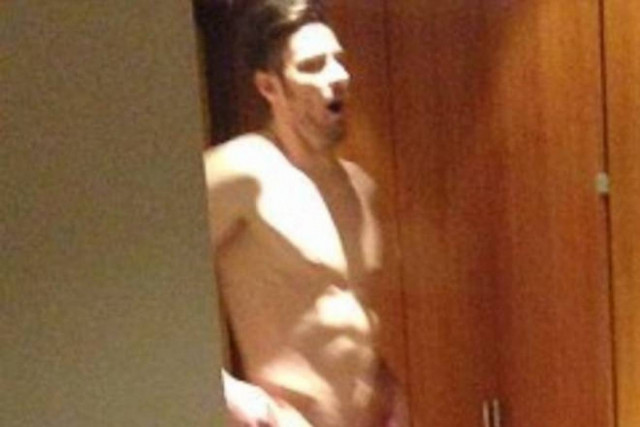 Άρσεναλ: Η φωτογραφία με το εσώρουχο που... έκαψε τον Ζιρού (photo)