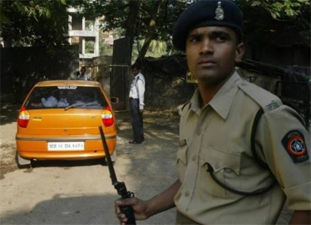 Ινδία: Ελεύθεροι οι δολοφόνοι του Ρατζίβ Γκάντι