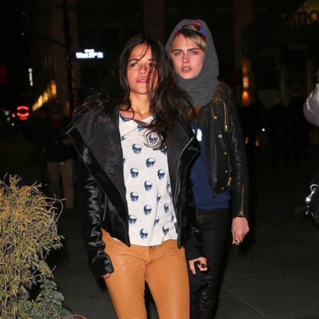 Η Cara Delevingne είναι επίσημα ζευγάρι με τη Michelle Rodriguez