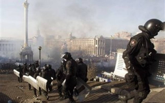 Στο τραπέζι το ενδεχόμενο κυρώσεων στην ουκρανική κυβέρνηση