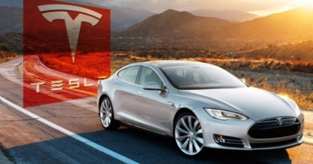 Κι άλλη φωτιά σε TESLA MODEL S