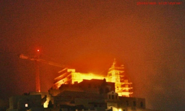 Η πυκνή ομίχλη έκανε την εμφάνισή της και στη Σύρο!