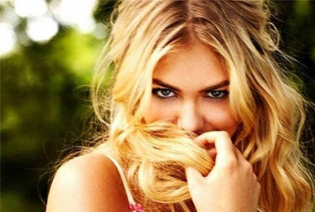 Δώστε ζωντάνια στα βαμμένα μαλλιά σας!