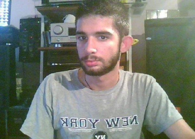 Θρήνος στον Βόλο για τον 17χρονο Ηλία