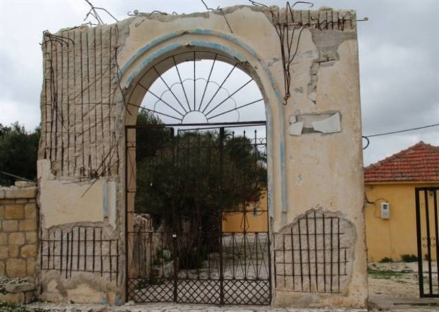 82 κατεδαφιστέα κτίρια στην Κεφαλονιά