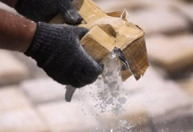 Πάτρα: Δείτε πού είχαν κρύψει 2 κιλά κοκαΐνη και 150.000 σφαίρες