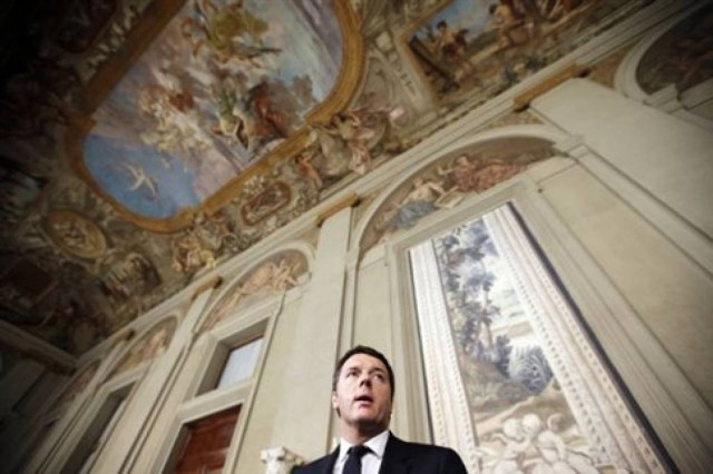 Ο Ρέντσι παρουσιάζει τη νέα κυβέρνηση στον Ναπολιτάνο