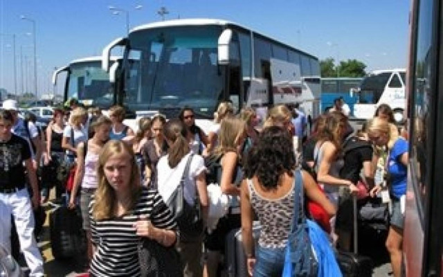 Ρεκόρ τουριστικών αφίξεων τον Ιανουάριο στην Ισπανία