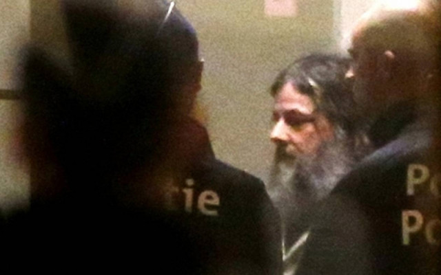 Έφηβες αλληλογραφούν με τον παιδεραστή Ντιτρού στη φυλακή!