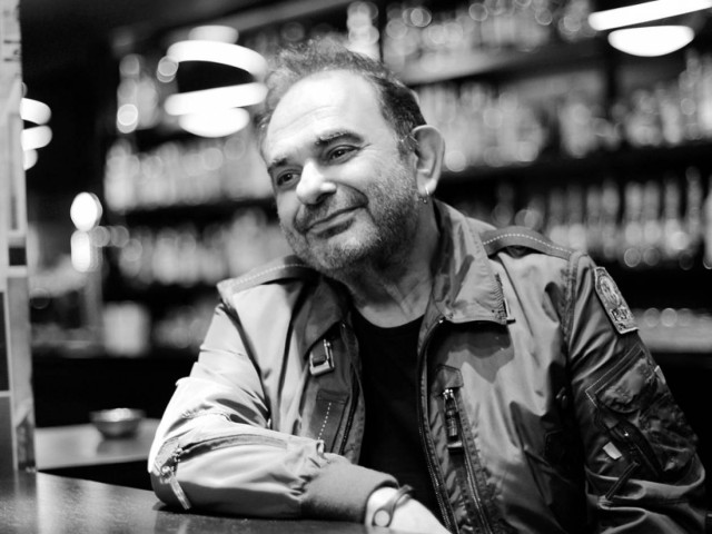 Σάκης Μπουλάς: Η ζωή, το έργο του και η μάχη μέχρι τέλους! (pics+vids)