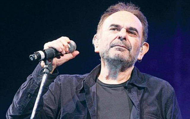 Συγγενείς και φίλοι αποχαιρέτησαν τον Σάκη Μπουλά