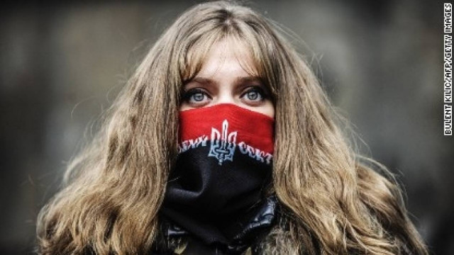 Ουκρανία: 2.000 διαδηλωτές καταγγέλλουν τους «φασίστες του Κιέβου»