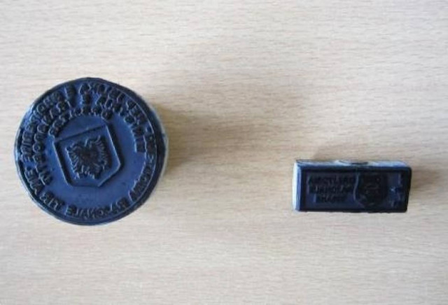 Πατρινός πλαστογραφούσε έγγραφα παραμονής και τα έδινε σε αλλοδαπούς