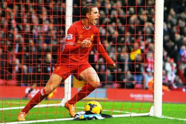 Ματσάρα στο «Άνφιλντ» και νίκη για Λίβερπουλ