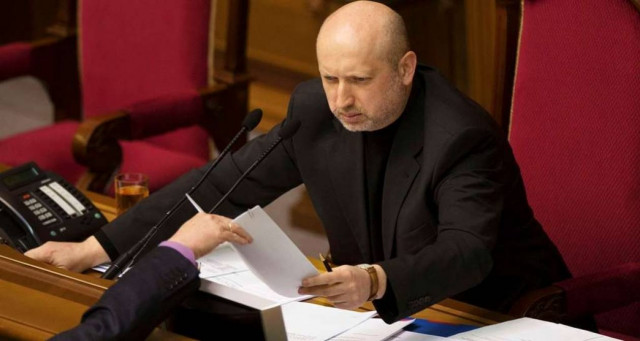 Η ΕΕ αναγνώρισε επίσημα τον Τουρτσίνοφ ως νόμιμο μεταβατικό πρόεδρο