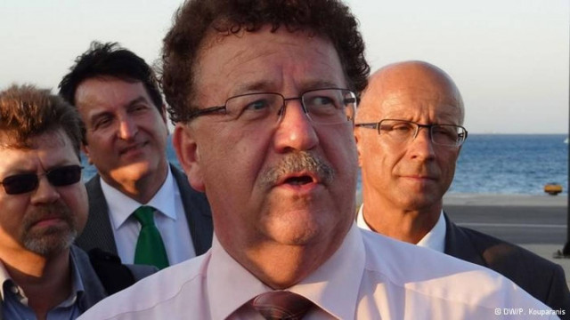 Die Presse: «Οι Έλληνες και ο Γερμανός Φούχτελ»