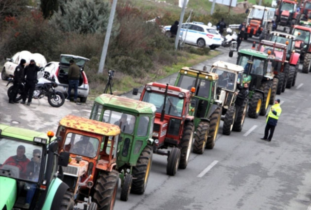 Πανσερραϊκή διαμαρτυρία στον Προμαχώνα το απόγευμα