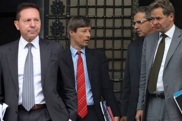 Giannis Stournaras has a meeting with troika