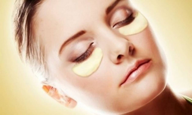 Σπιτική μάσκα ματιών κατά των µαύρων κύκλων και της κούρασης