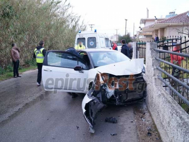 Τροχαίο με τραυματίες σε δρόμο της Πρέβεζας