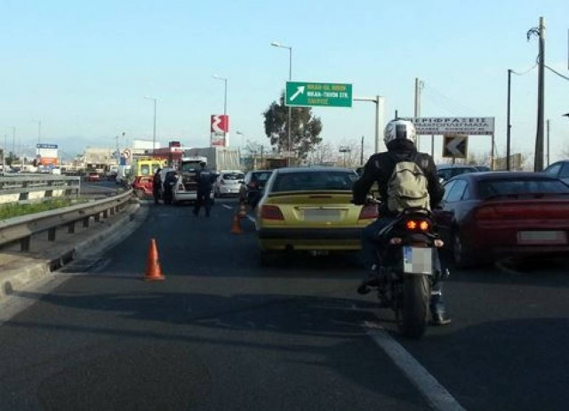 ΤΩΡΑ: Ατύχημα στην Ε.Ο Αθηνών – Λαμίας στο ύψος του Ρέντη