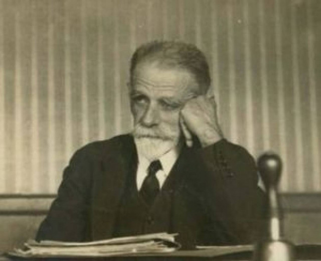 Σαν σήμερα «έφυγε» από τη ζωή ο Κωστής Παλαμάς