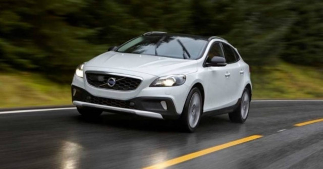 Volvo V40 & Cross Country με νέους κινητήρες Drive-E