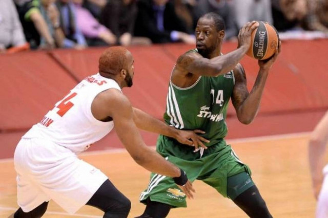 Πλήρωσε τις αδυναμίες του (photos)