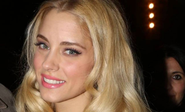 Δούκισσα Νομικού: Ψάχνει έναν άντρα σαν τον μπαμπά της;