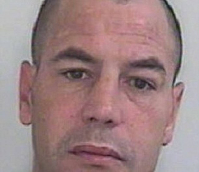 Πήγε να κόψει το λαιμό του φίλου του όταν εκείνος του ζήτησε να...