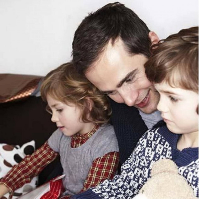 Είμαι 30 και είναι 42. Με δύο παιδιά και σε διάσταση. Τι μέλλον έχω;