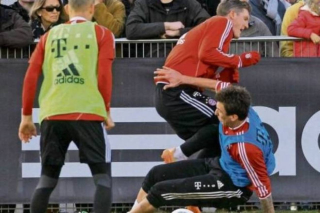 Μπάγερν Μονάχου: «Σακάτεψε» τον Σβαϊνστάιγκερ ο Μάντζουκιτς! (video)