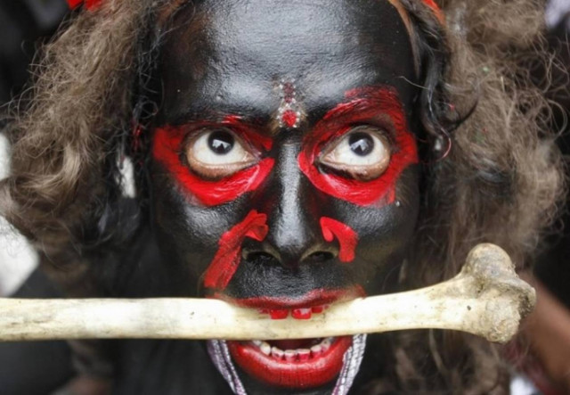 Συγκλονιστική φωτογραφία από το φεστιβάλ Μαχασιβράτρι στην Ινδία