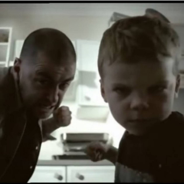 Ένα video που θα αλλάξει τον τρόπο που μεγαλώνετε τα παιδιά σας