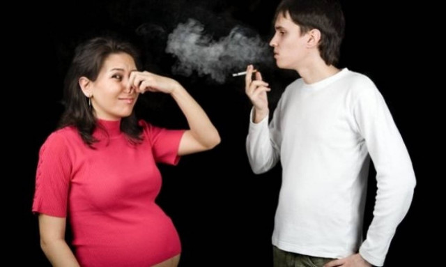 Έρευνα: Το παθητικό κάπνισμα υπεύθυνο για αποβολές κύησης