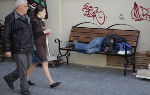 Η σκληρή πραγματικότητα σε εικόνες: Το Ηράκλειο των… αστέγων!