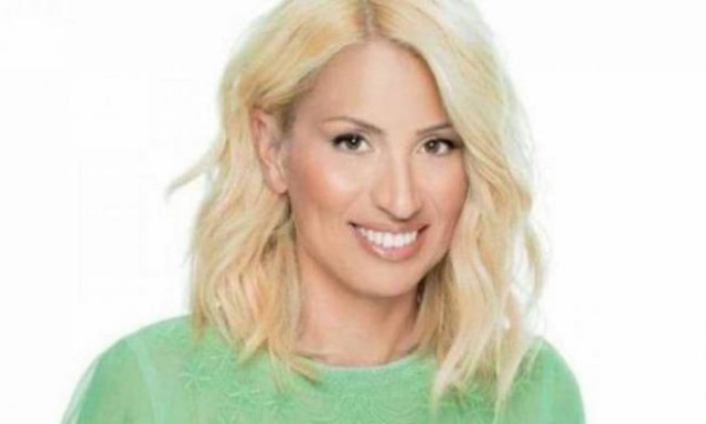 Δείτε την Μαρία Ηλιάκη μέσα στο σπίτι της με τις φόρμες της