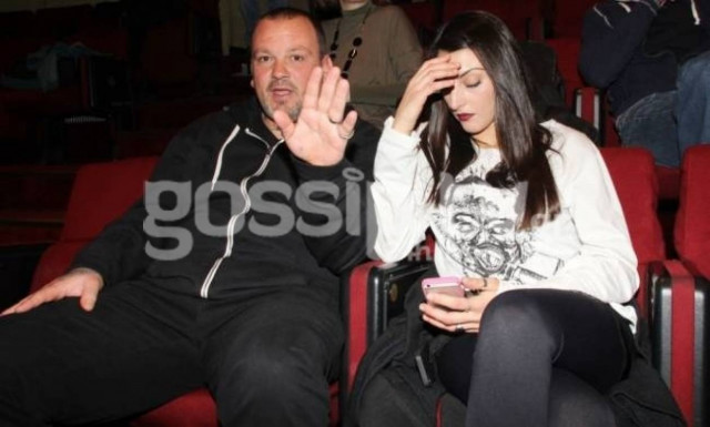 Δημήτρης Σκαρμούτσος: Ενοχλημένος από τον... φακό